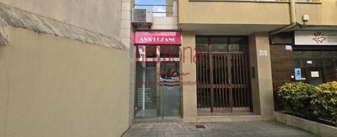 Local comercial en venta en Santander, Centro photo 0