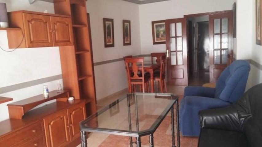 Piso en venta en Baena, Zona Juncal-San Antón photo 0
