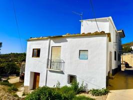 Casas de pueblo en venta en Válor photo 0