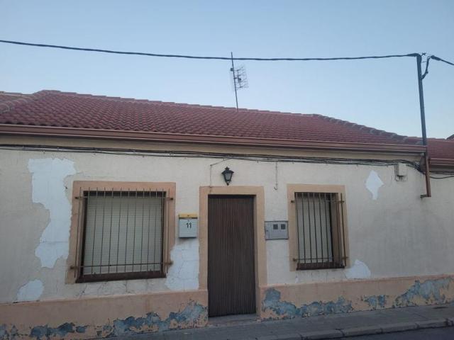 Casas de pueblo en venta en Nava de la Asunción photo 0
