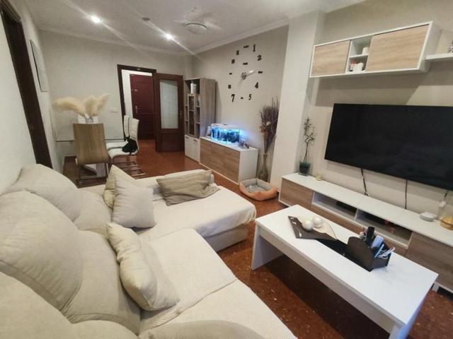 Piso en venta en Cabra, Aradillo photo 0