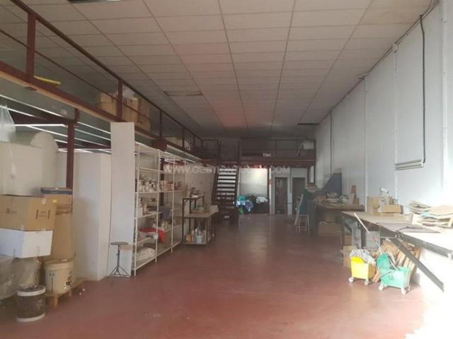 Nave industrial en venta en Talavera de la Reina, Urbanizacion photo 0