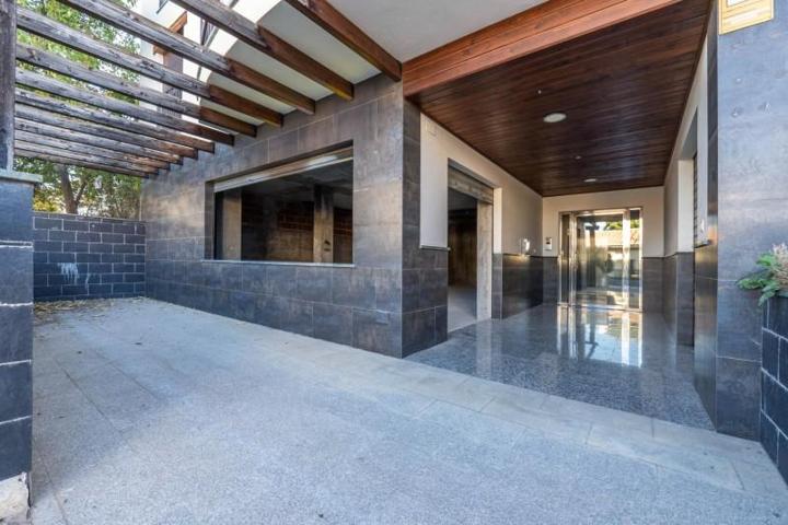 Local comercial en venta en Cájar, Bella vista photo 0