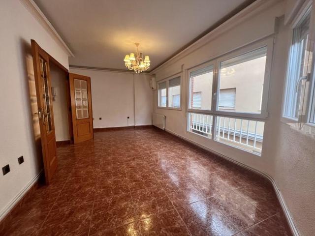 Piso en venta en La Unión photo 0