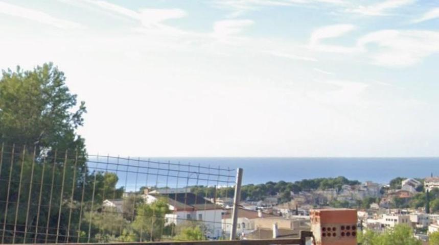 Parcela en venta en Segur de Calafell, Segur estacion photo 0