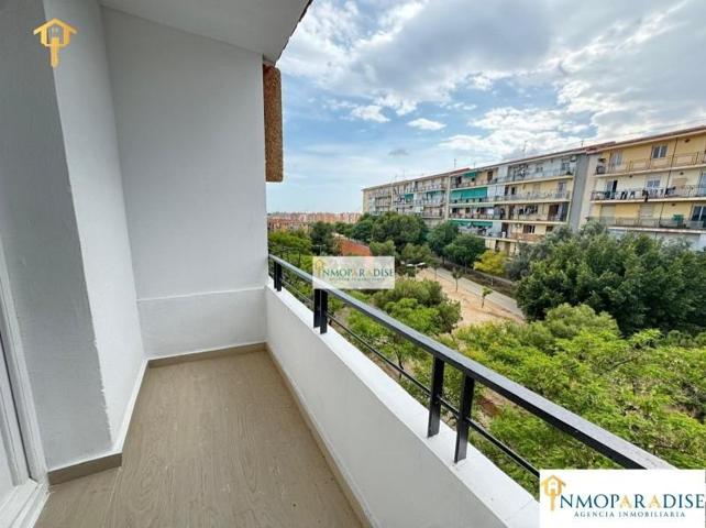 Piso en venta en Alicante, Virgen del Remedio-Parque lo Morant photo 0