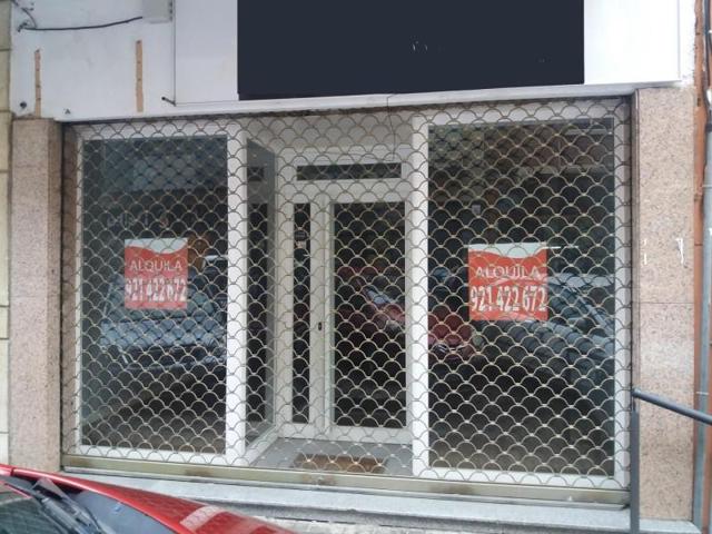 Local comercial en alquiler en Segovia, Santo tomas photo 0