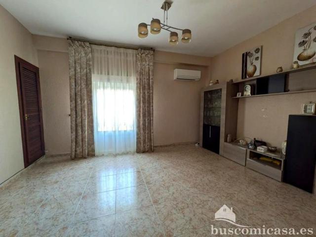 Chalet en venta en Linares, Calle San Eugenio, 23700 photo 0