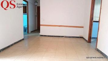 Piso en venta en Blanes, Els Pins photo 0