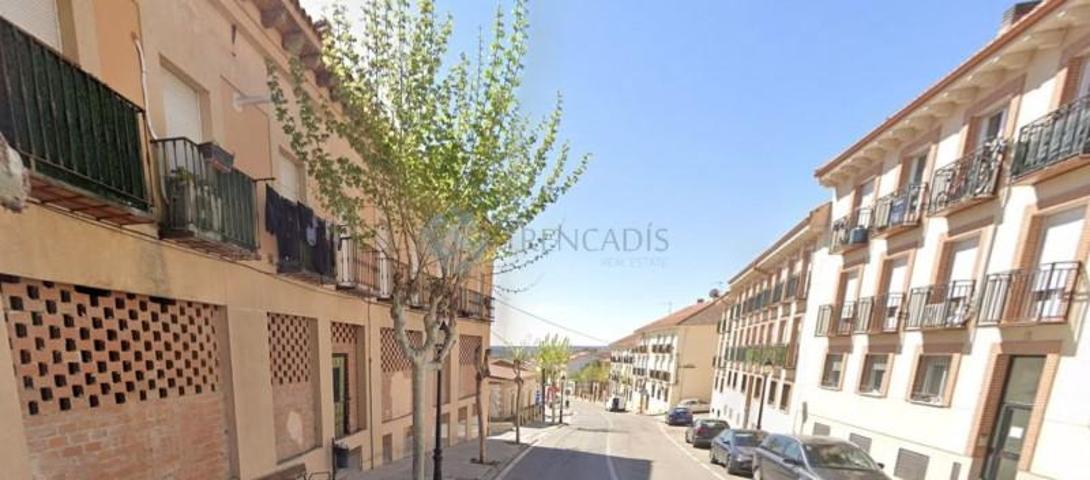 Adosada en venta en Valdilecha, Valdilecha photo 0