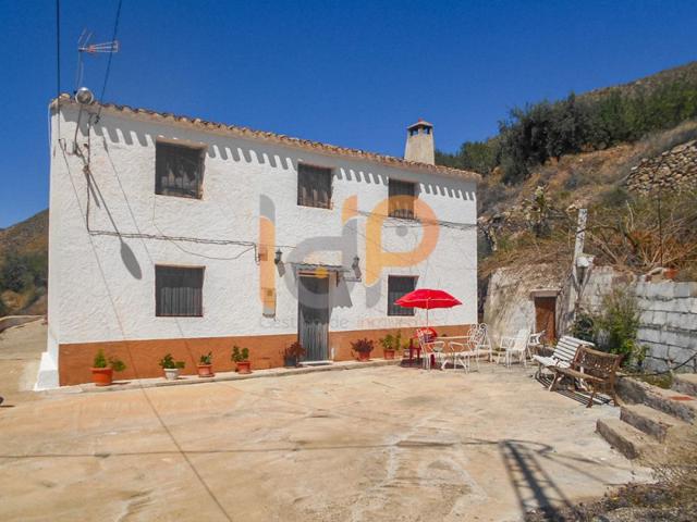 Adosada en venta en Cantoria, Cantoria photo 0