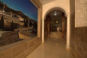 Piso en venta en Úbeda, Andalucia photo 0