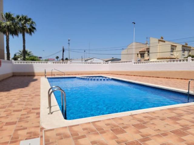 Apartamento en venta en Torrevieja photo 0