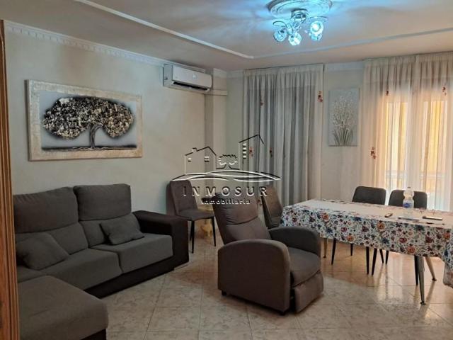 Piso en venta en Lucena, Lucena photo 0