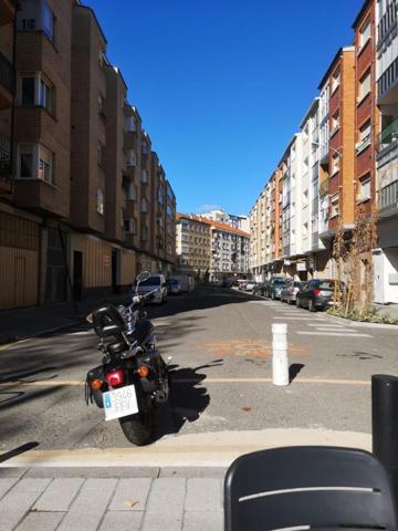 Local comercial en venta en Vitoria-Gasteiz, Adurtza photo 0