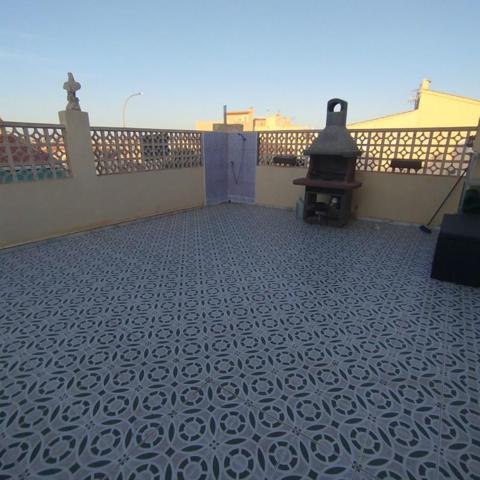 Adosada en venta en San Fulgencio photo 0