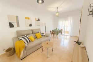 Apartamento en venta en Torrevieja, Centro photo 0