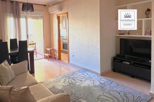 Apartamento en venta en Torrevieja, Centro photo 0