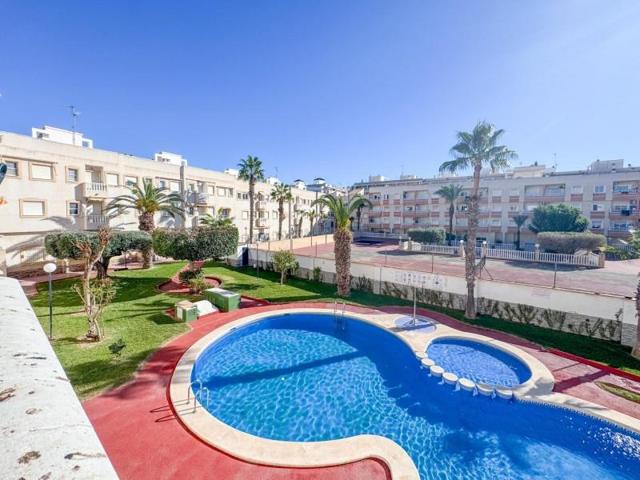 Apartamento en venta en Torrevieja, Estacion de autobuses photo 0