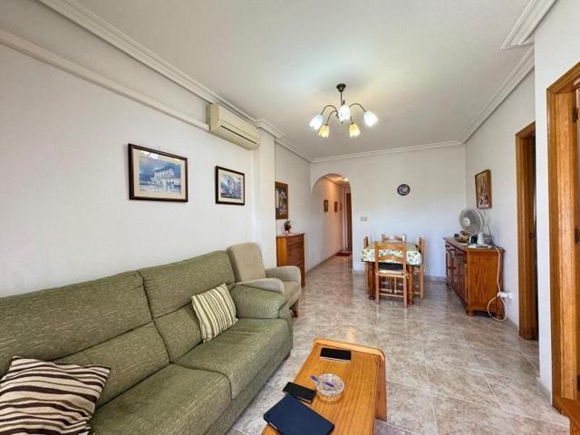 Apartamento en venta en Torrevieja, Playa de los locos photo 0