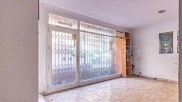 Local comercial en venta en Denia photo 0