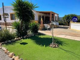 Chalet en venta en Pedralba, Comunidad valenciana photo 0