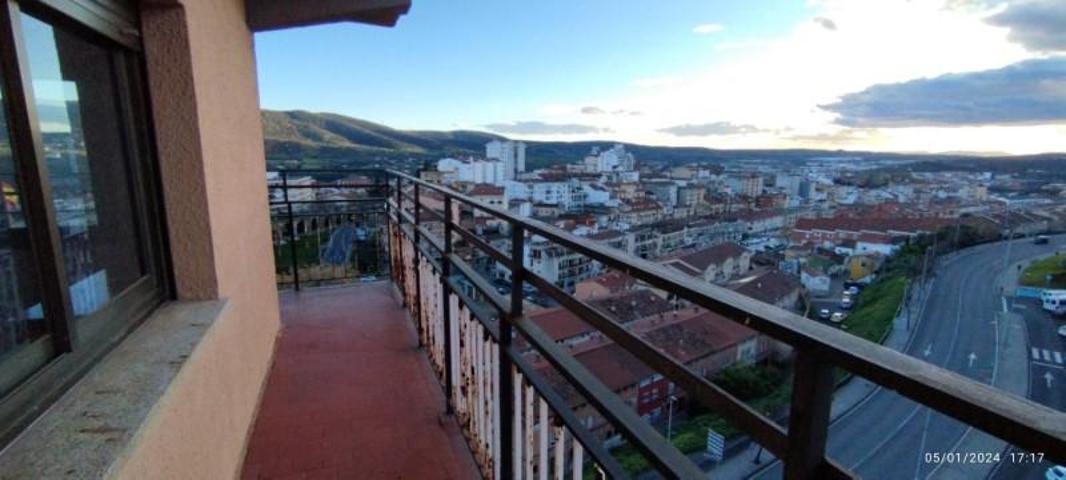 Piso en venta en Plasencia, Avenida Salamanca, 10600 photo 0