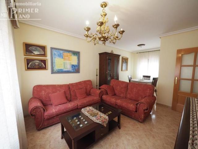 Adosada en venta en Tomelloso, Centro photo 0