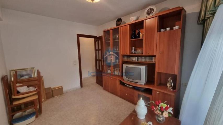 Piso en venta en Alicante, Carolinas Altas photo 0