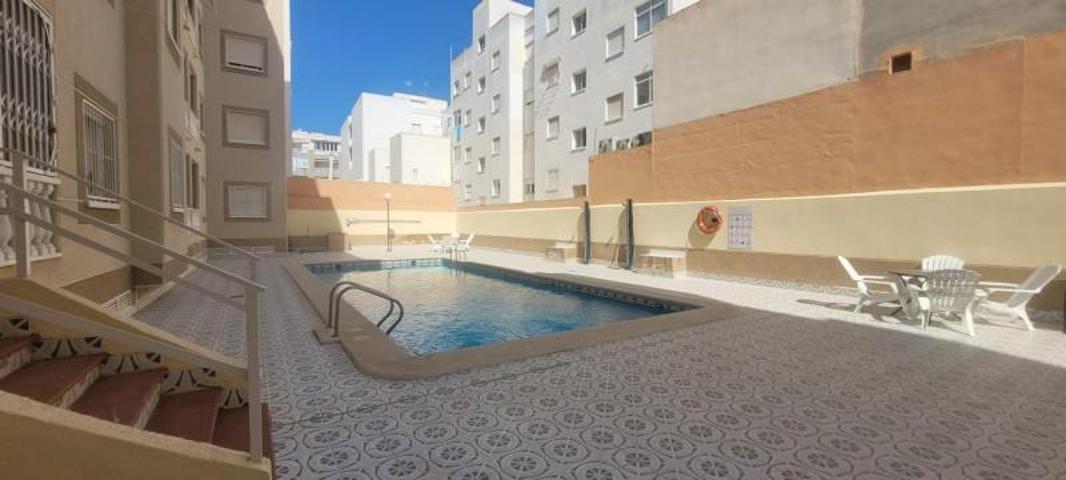 Apartamento en venta en Torrevieja, Playa del Cura photo 0