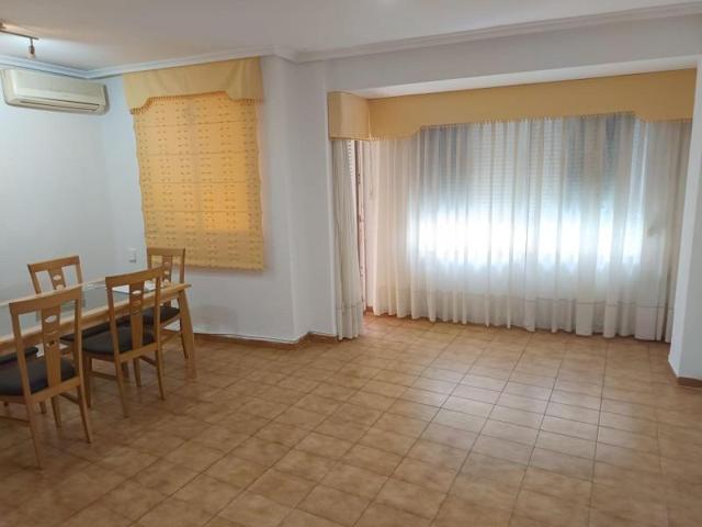 Piso en venta en Xirivella, Centro photo 0