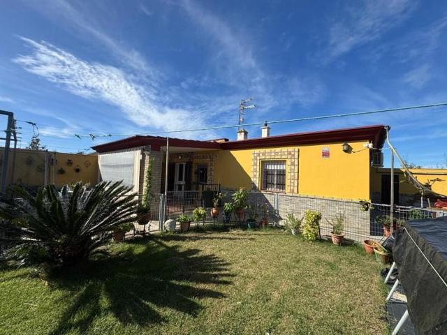 Casa con terreno en venta en Sanlúcar de Barrameda, Sanlúcar de Barrameda photo 0