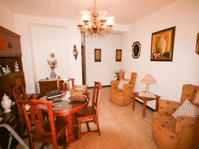 Piso en venta en Coín photo 0