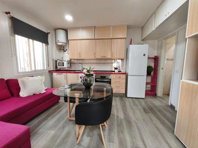 Apartamento en venta en Málaga, Puerto de la Torre photo 0