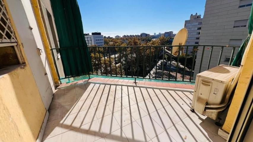 Piso en venta en Badalona, Sant Roc photo 0