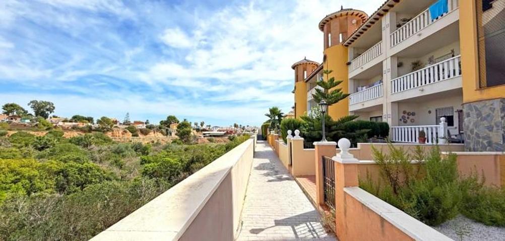 Piso en venta en Orihuela Costa, Lomas de Cabo Roig photo 0