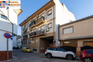 Piso en venta en Churriana de la Vega, CENTRICO photo 0