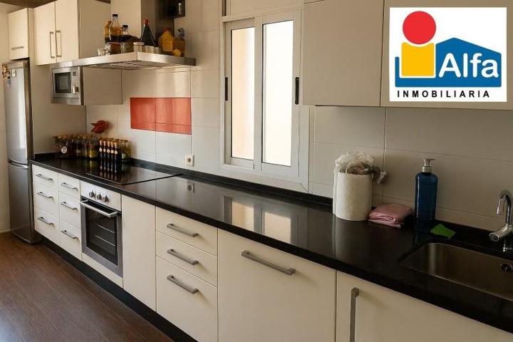 Piso en venta en Cáceres photo 0