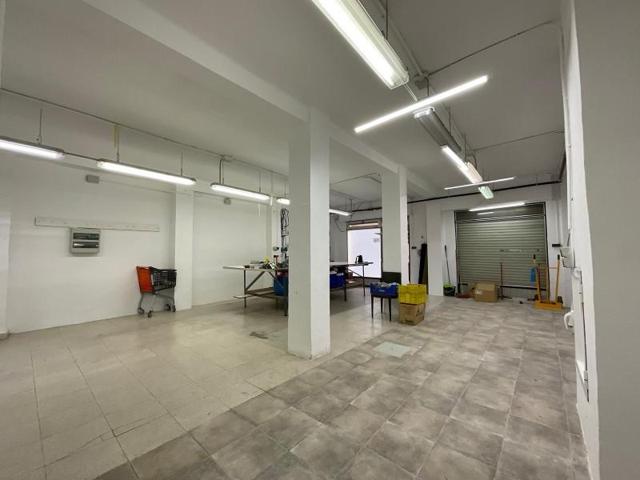 Planta baja en venta en Valencia photo 0