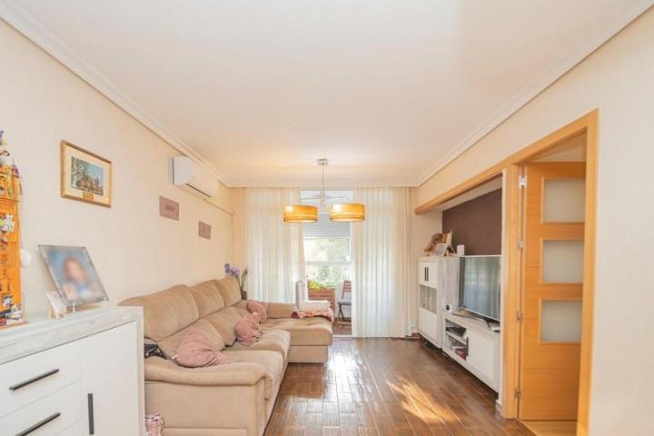 Piso en venta en Sevilla, Villegas - Los Principes photo 0