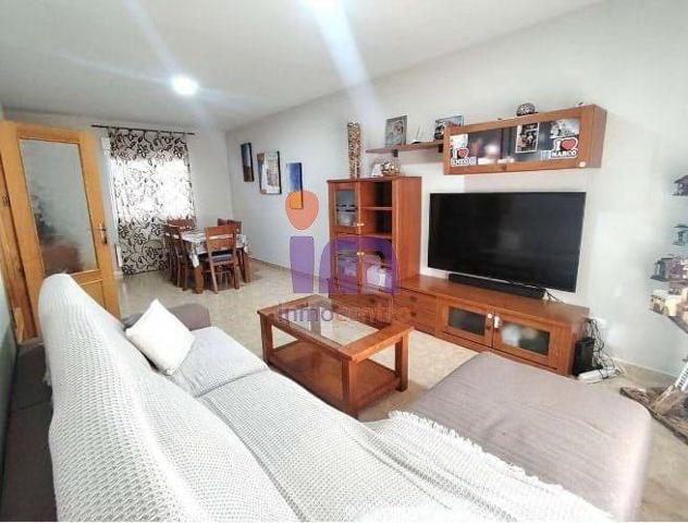 Adosada en venta en Valdepeñas, Avd. Sur photo 0