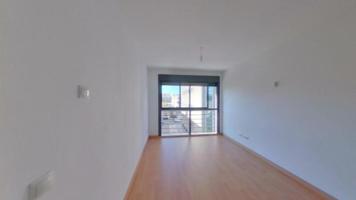 Apartamento en venta en Málaga, Gamarra photo 0