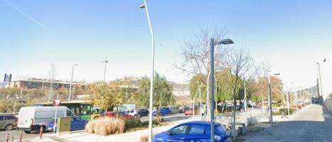 Piso en venta en Santa Coloma de Gramenet, Riu photo 0