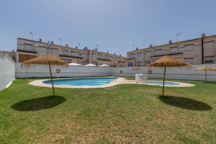 Adosada en venta en Belicena, Vega de granada zona noroeste photo 0