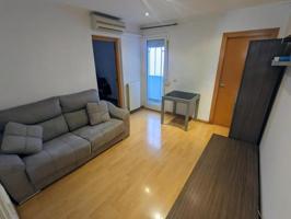 Aticos en venta en Cornellà de Llobregat, Gavarra photo 0