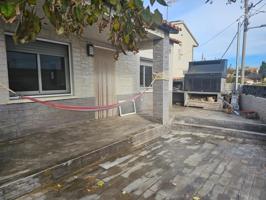 Chalet en venta en Esparreguera, Mas den Gall photo 0