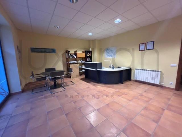 Local comercial en venta en Vielha e Mijaran photo 0