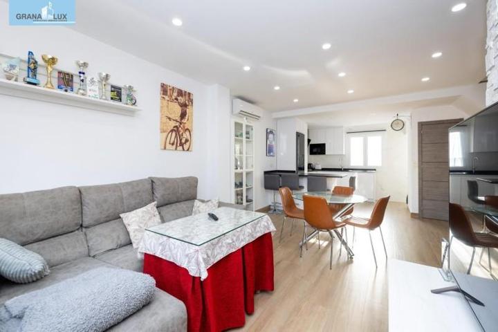 Adosada en venta en Atarfe, Atarfe Mercadona photo 0