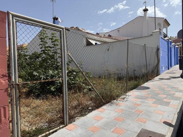 Terreno en venta en Fuengirola, Calle Estornino, 29640 photo 0