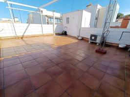 Piso en venta en Badalona, Sistrells photo 0